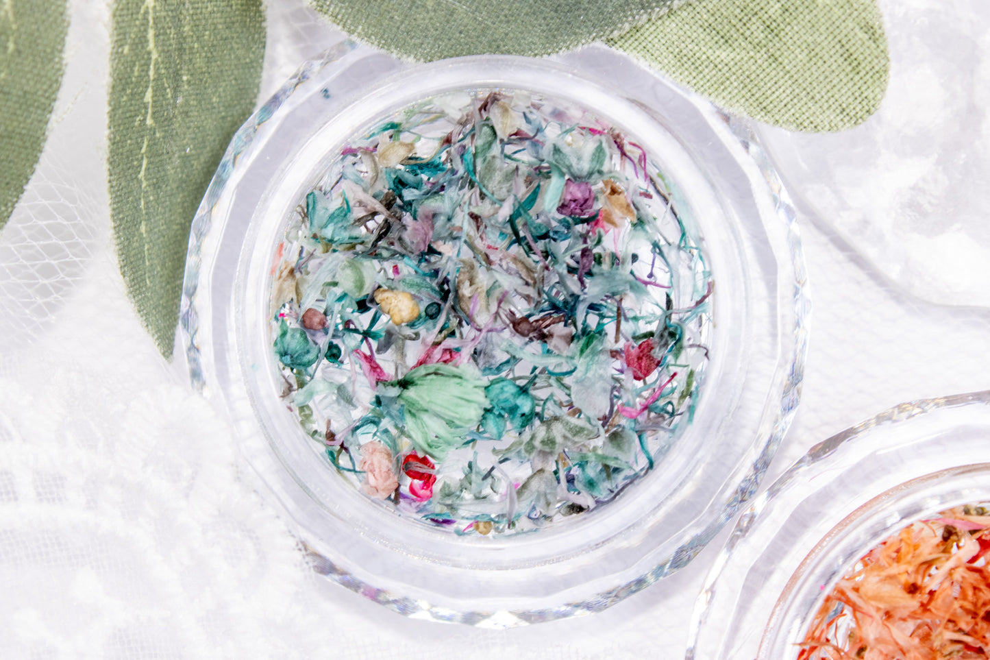 Pressed Flower Flakes