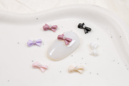 Pearly Ribbon Nail Charms (5pc)