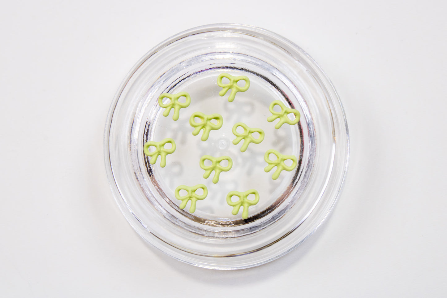 Berry Bow Nail Charms (10pc)