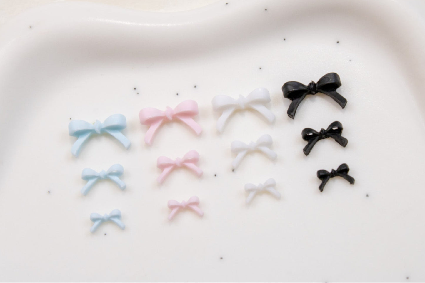 Sweetheart Bow Nail Charms (10pc)