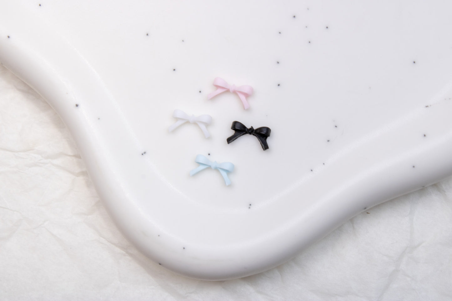 Sweetheart Bow Nail Charms (10pc)