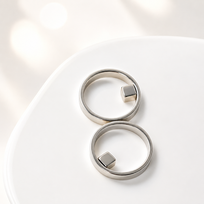 Halo Cat Eye Ring Magnet