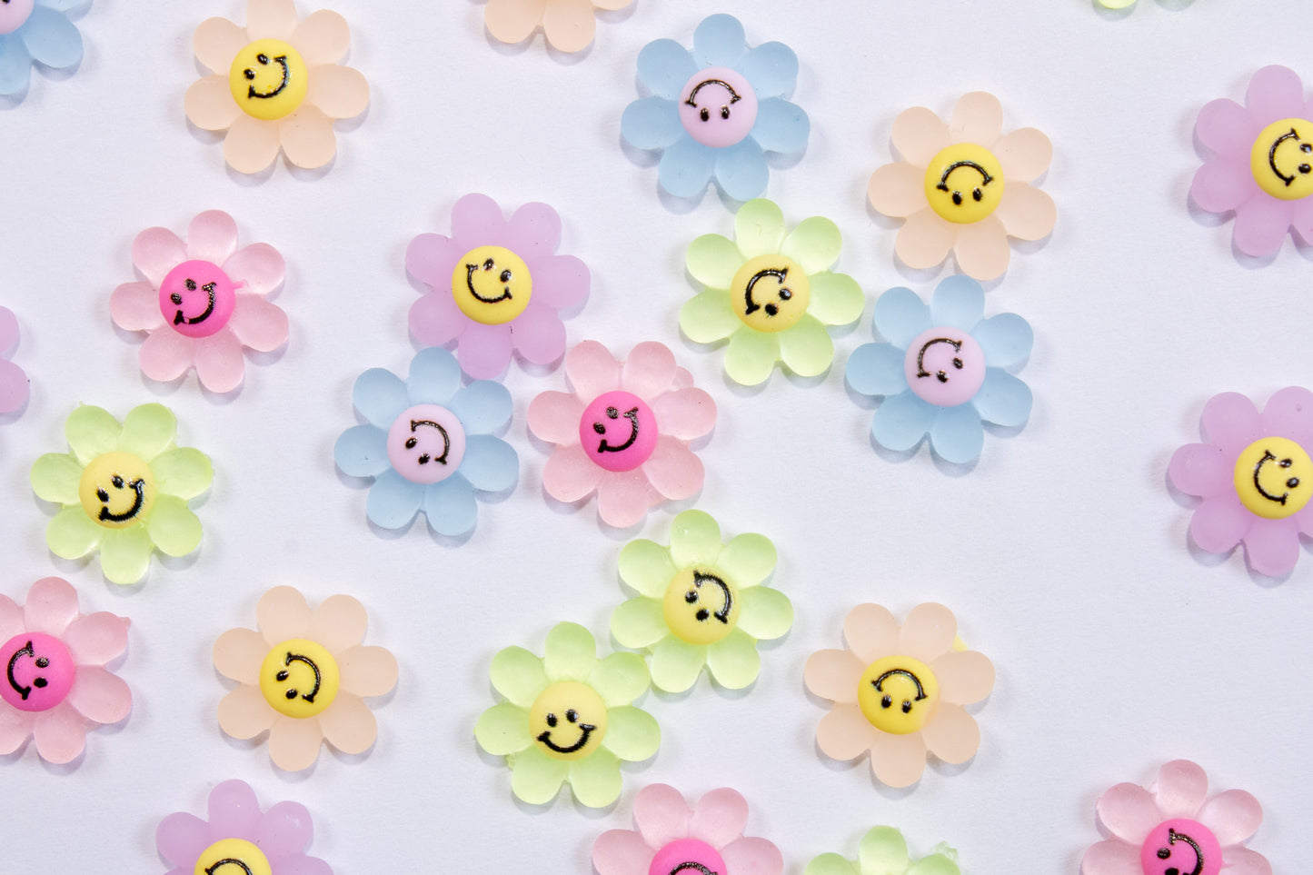 Smiley Flower Nail Charms (2pc)
