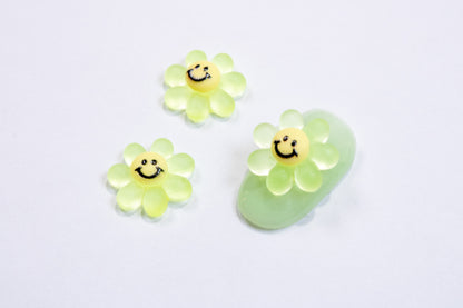 Smiley Flower Nail Charms (2pc)