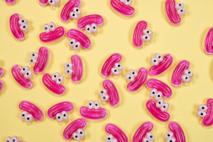 Kissy Kissy Nail Charms (2pc)