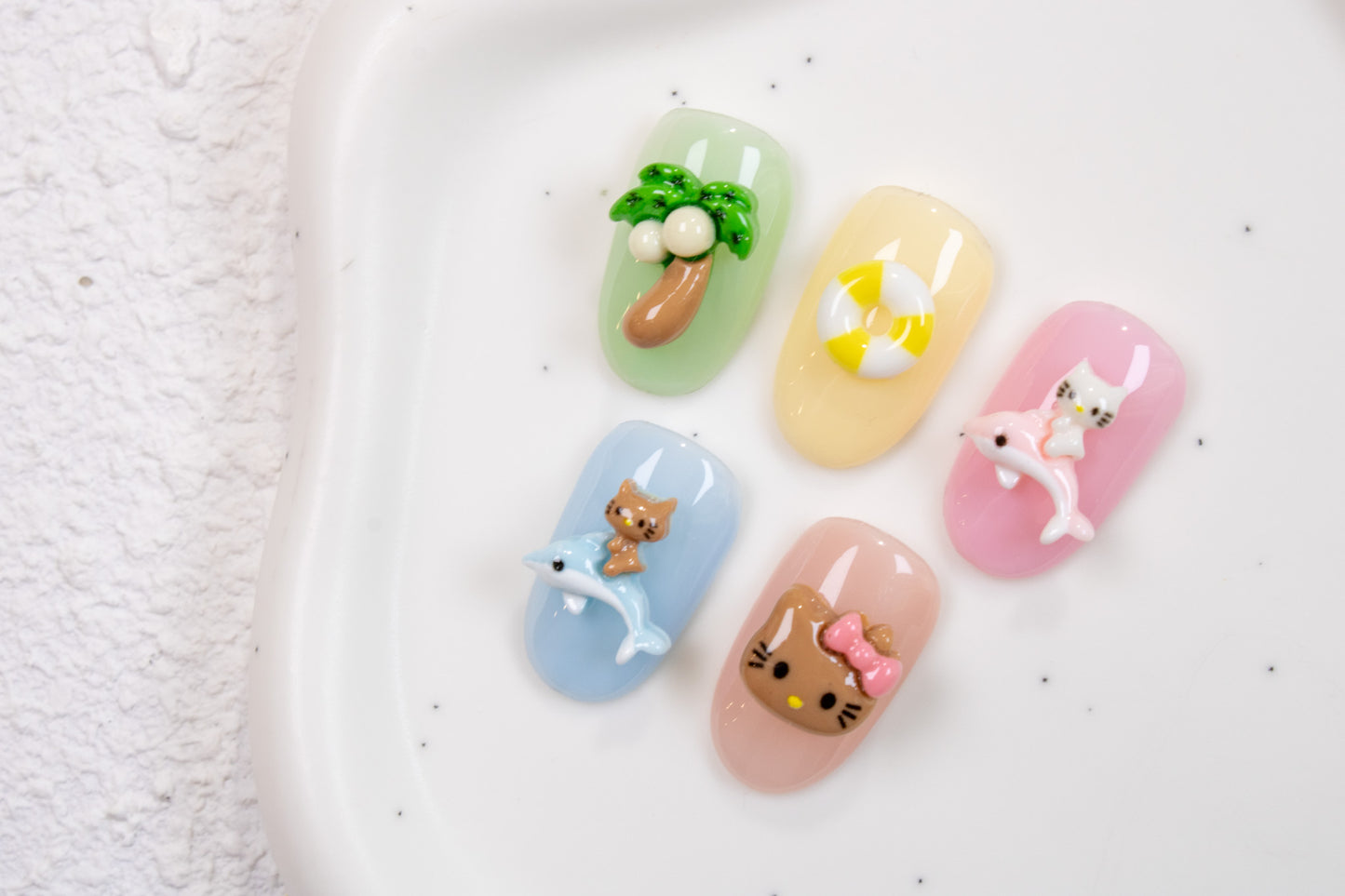 Tanning Kitty Nail Charms (5pc Set)