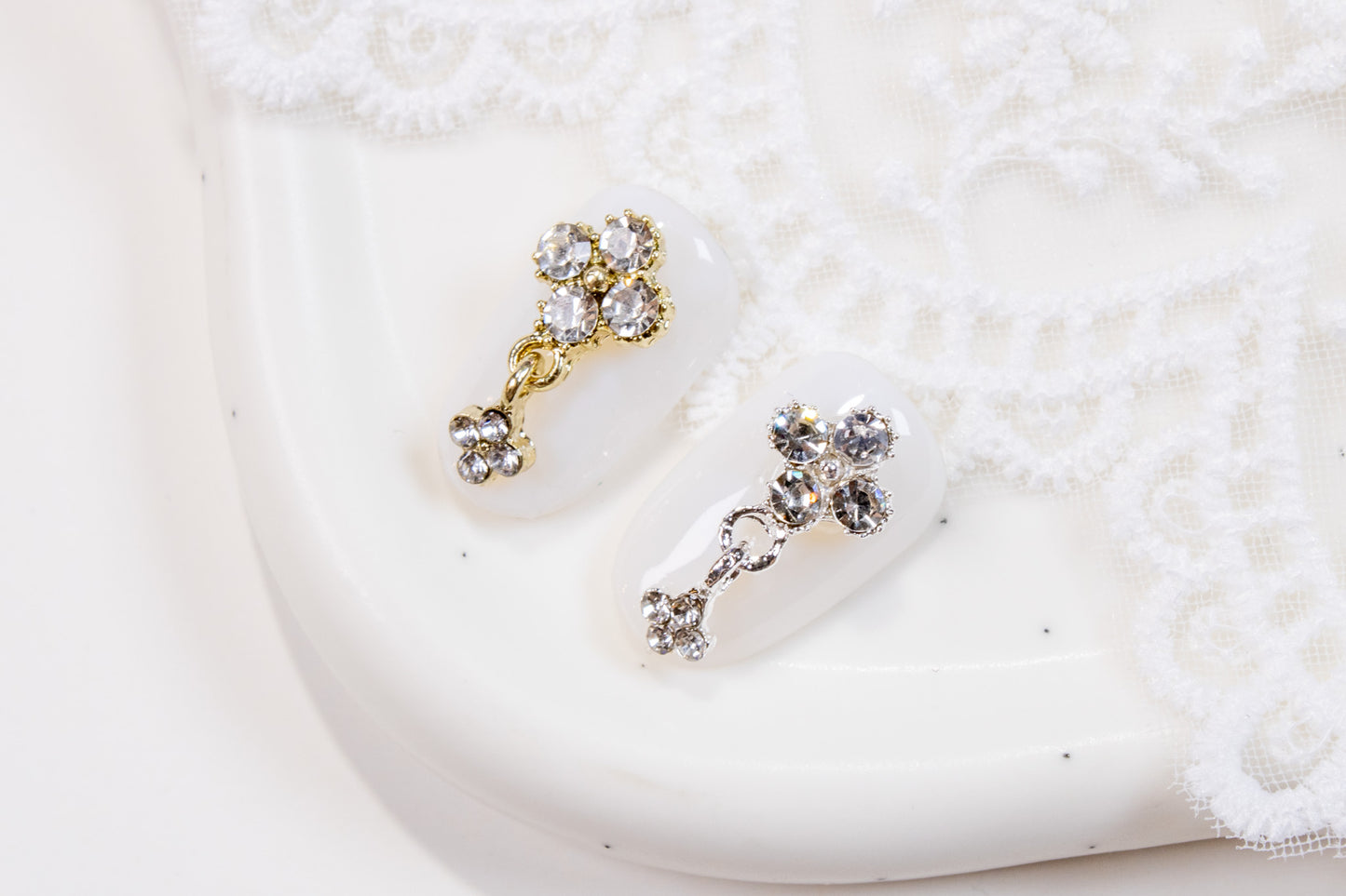 Clover Dangle Nail Charms (2pc)