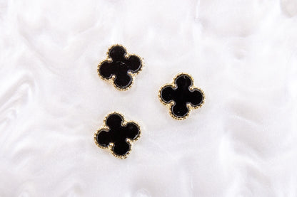 Clover Nail Charms (2pc)