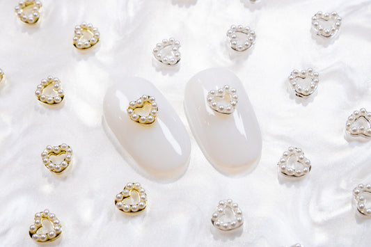 Pearly Heart Nail Charms (5pc)
