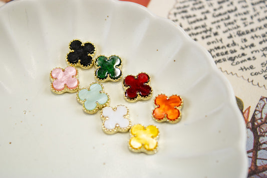 Clover Nail Charms (2pc)
