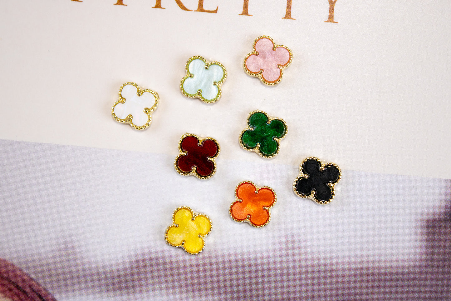 Clover Nail Charms (2pc)