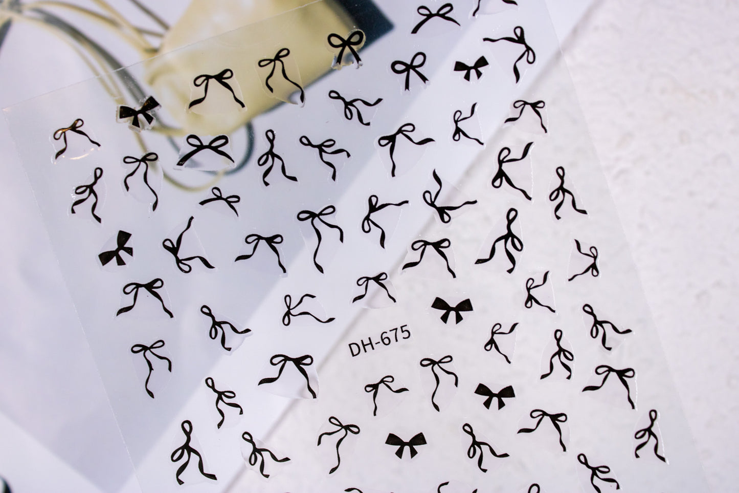 4 Color Classic Bow Nail Sticker