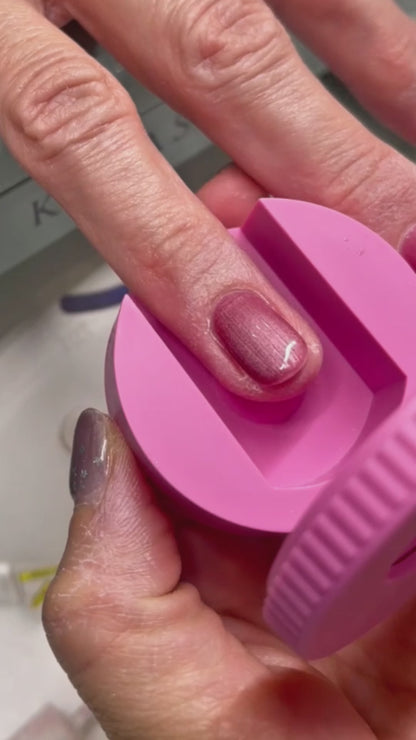 Rotating Cat Eye Magnet