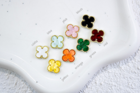Clover Nail Charms (2pc)